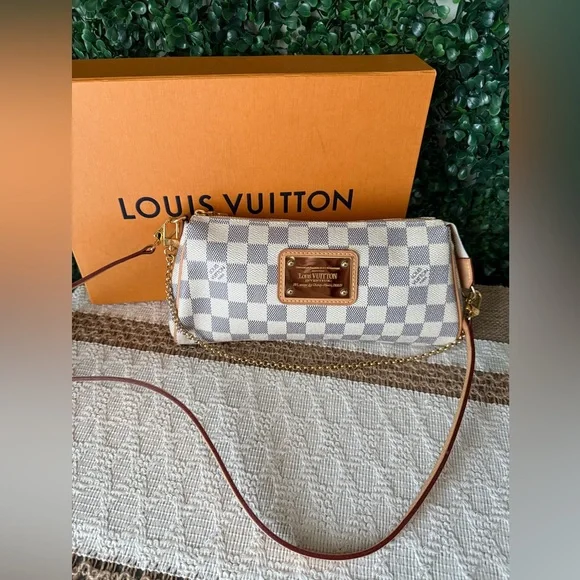 Louis Vuitton Damier Azur Eva Crossbody Bag Authentic - Picture 1 of 11